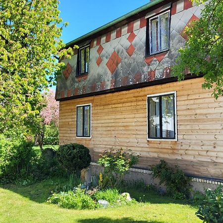פראג Old Summer House With Renovated Bathroom מראה חיצוני תמונה