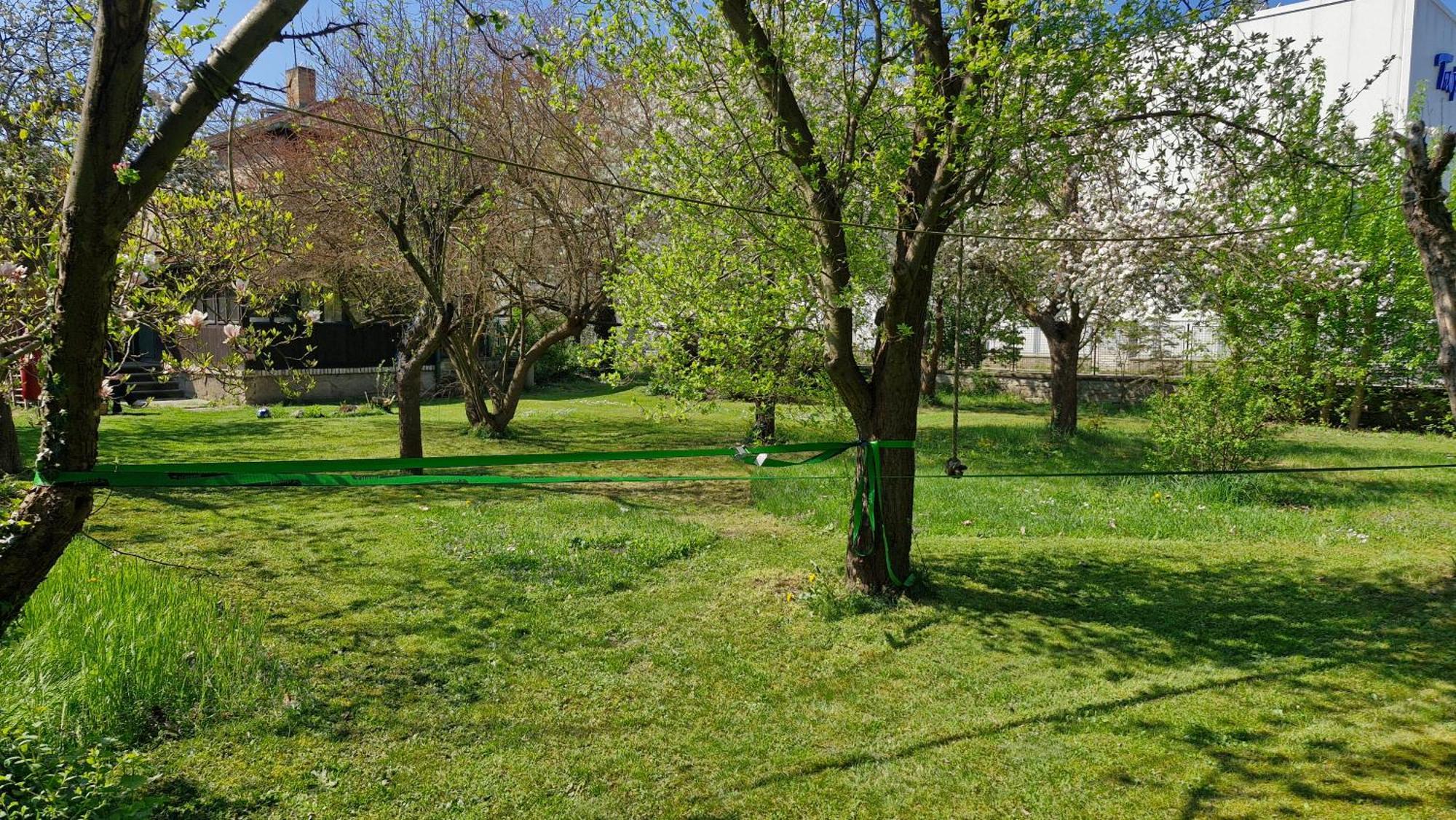 פראג Old Summer House With Renovated Bathroom מראה חיצוני תמונה